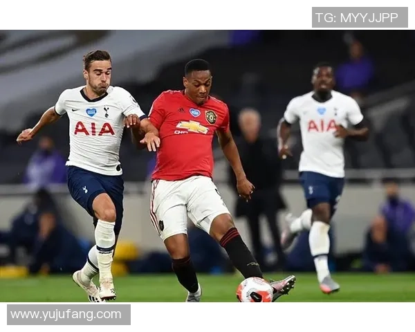 西甲精彩对决曼联大胜那不勒斯引发全场热烈反响与数据分析