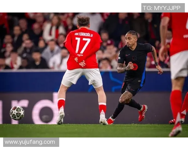 欧联杯精彩对决拜仁强势击败利物浦全场沸腾