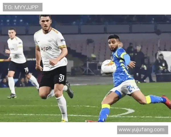 世界杯精彩对决那不勒斯绝杀波尔图全场沸腾瞬间回顾与分析