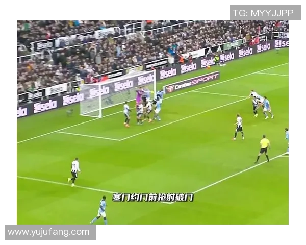 意甲大战曼联大胜曼城帽子戏法引发争议判罚全场沸腾