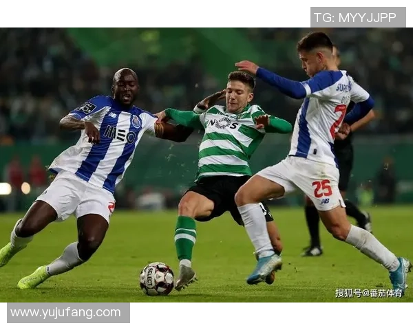 国王杯波尔图大胜曼城五球狂潮引发全场震动数据解析