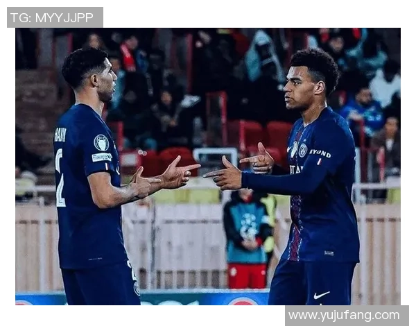 中超盛况:巴黎圣日耳曼大胜曼城引发全场热烈反响与焦点讨论