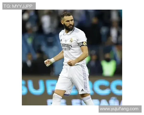 意甲激战巴萨点球大战逆转巴黎圣日耳曼引发争议判罚引爆全场热情